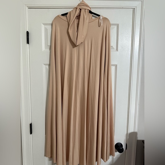 Infinity Dress - Picture 2 of 3